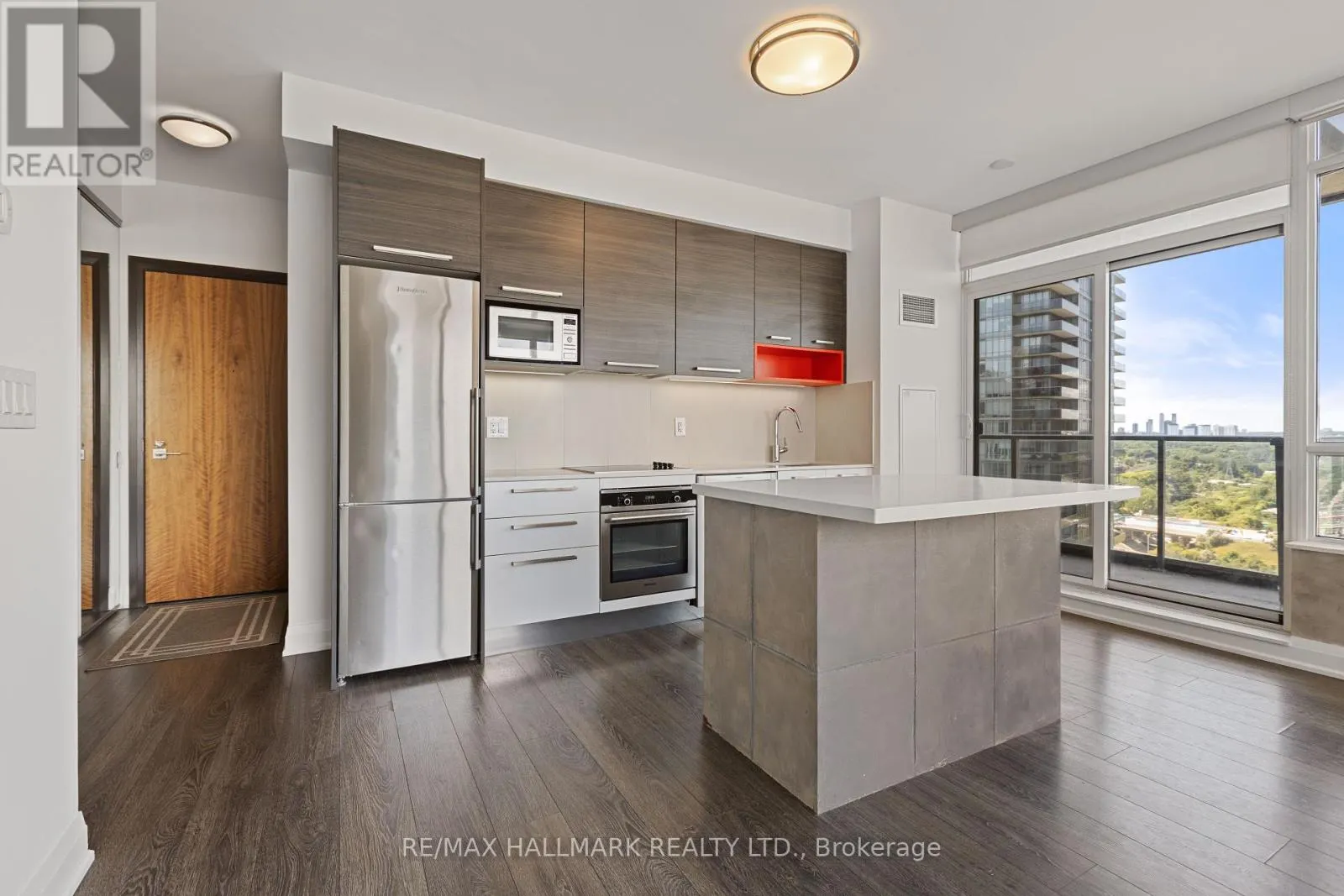 1909 - 36 PARK LAWN ROAD