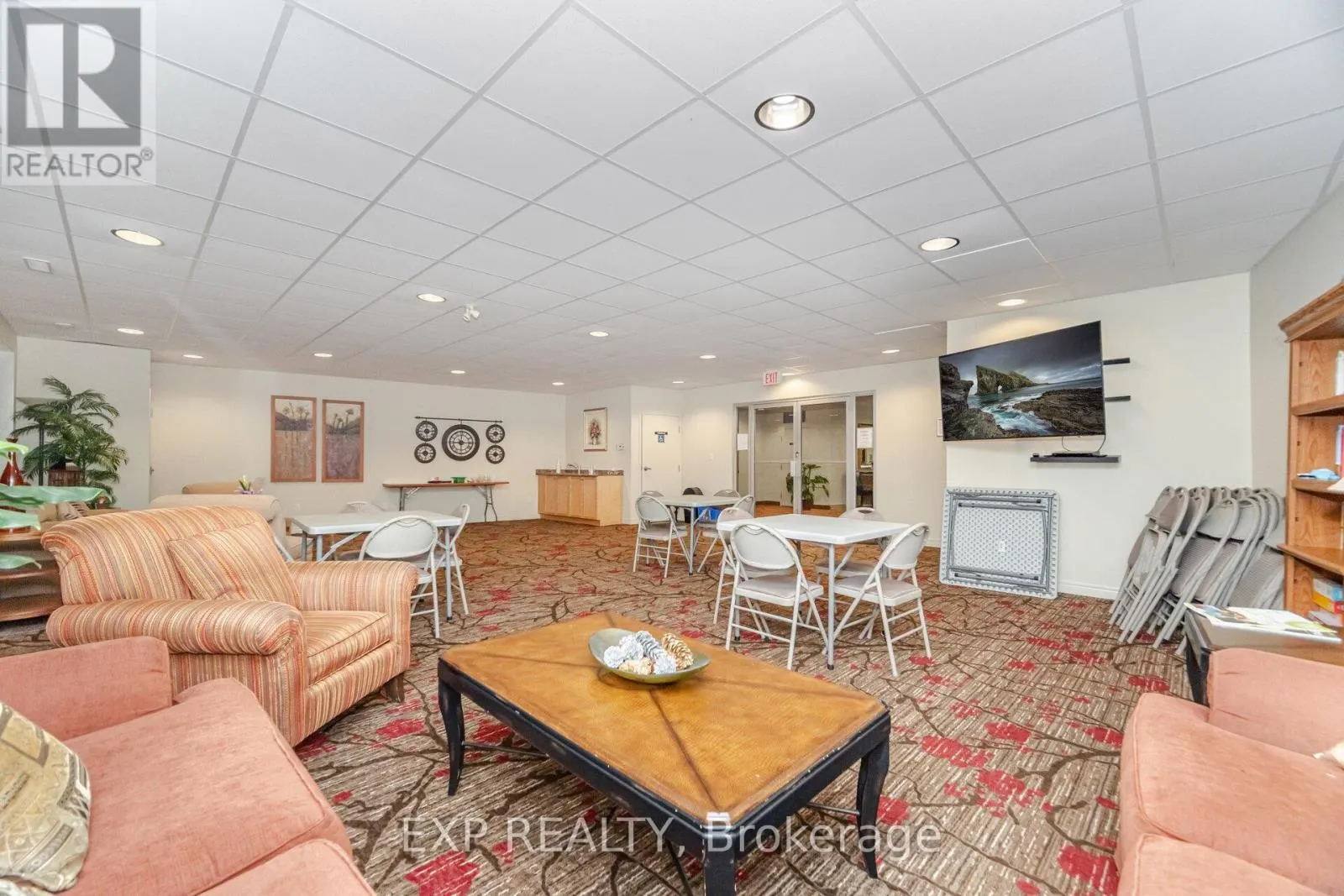 408 - 443 CENTENNIAL FOREST DRIVE