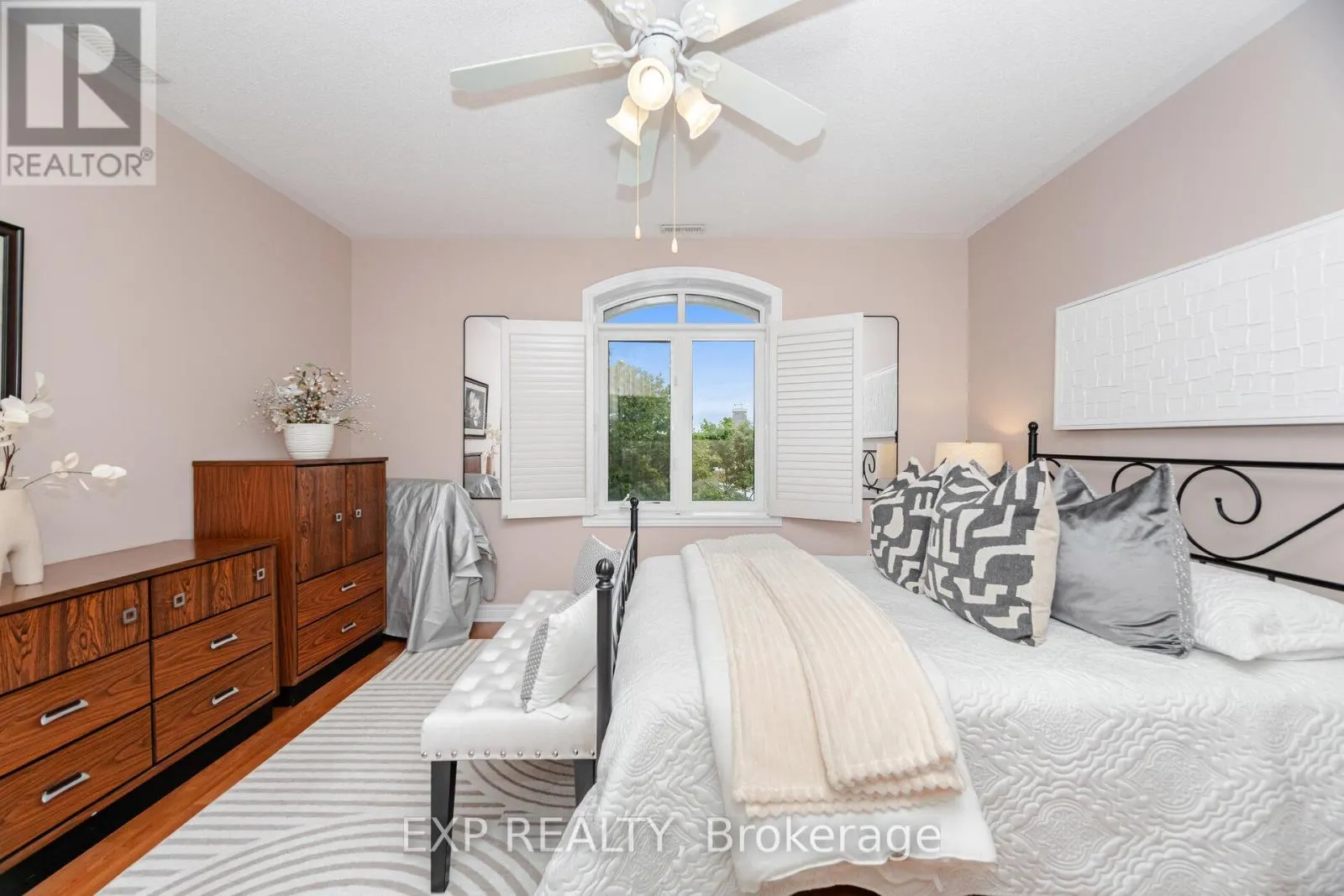 408 - 443 CENTENNIAL FOREST DRIVE