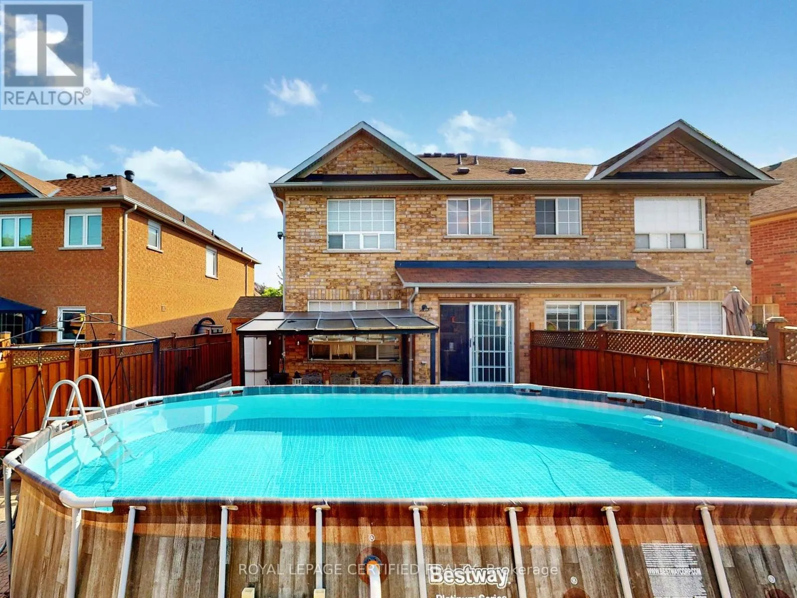 38 LAWREN HARRIS CRESCENT