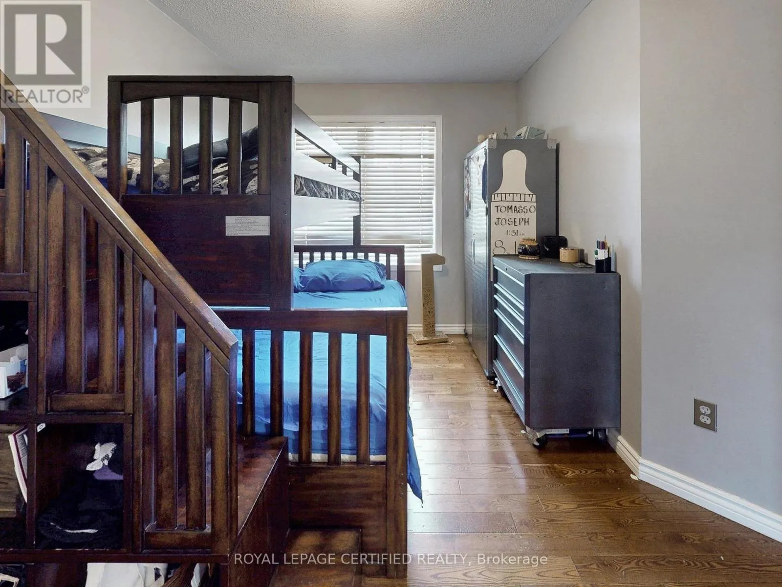 38 LAWREN HARRIS CRESCENT