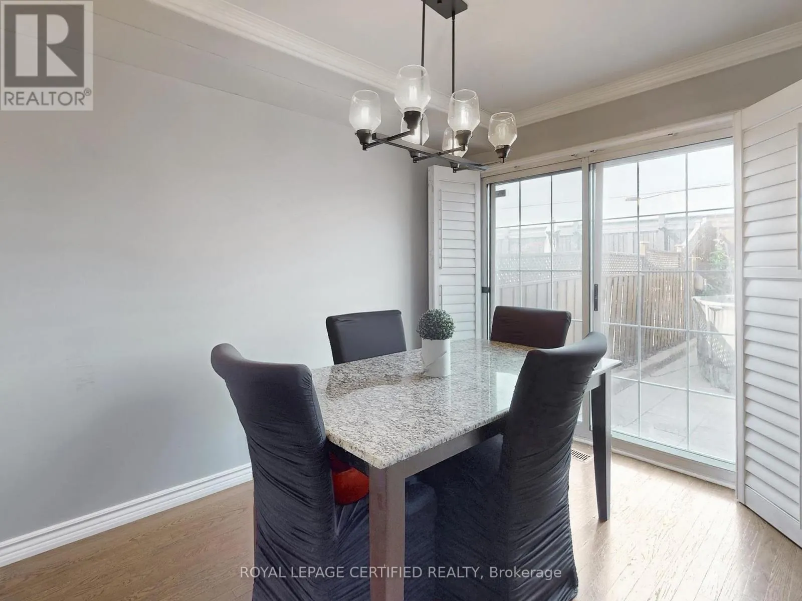 38 LAWREN HARRIS CRESCENT