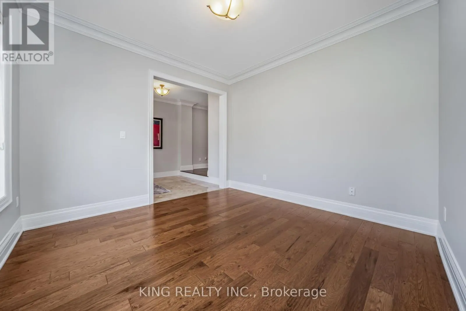 136 COASTLINE DRIVE