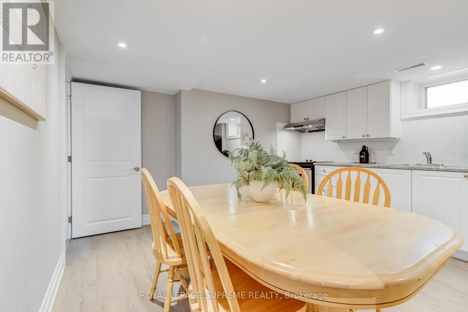 15 PARKCHESTER ROAD