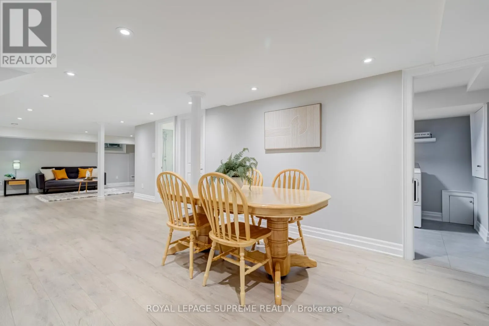 15 PARKCHESTER ROAD