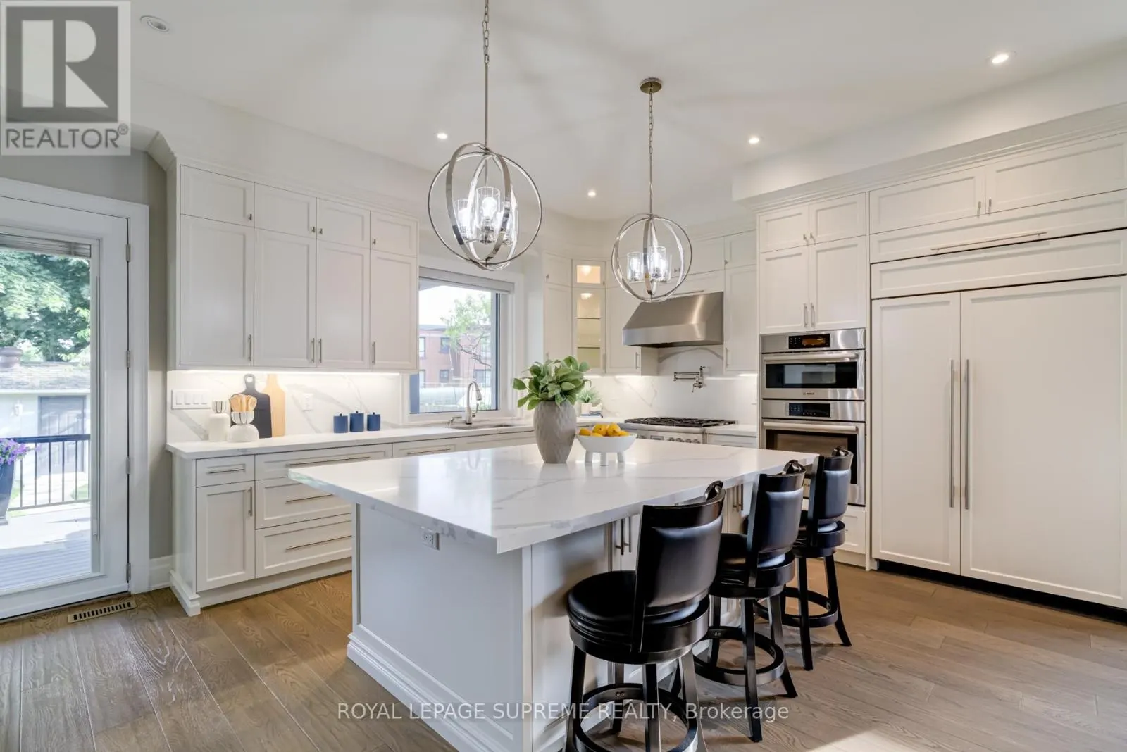 15 PARKCHESTER ROAD