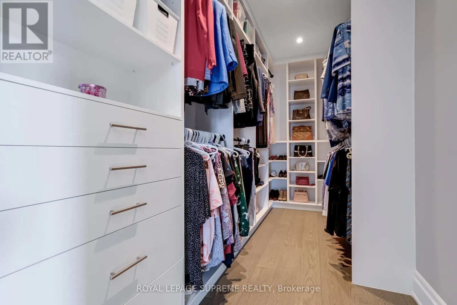 15 PARKCHESTER ROAD