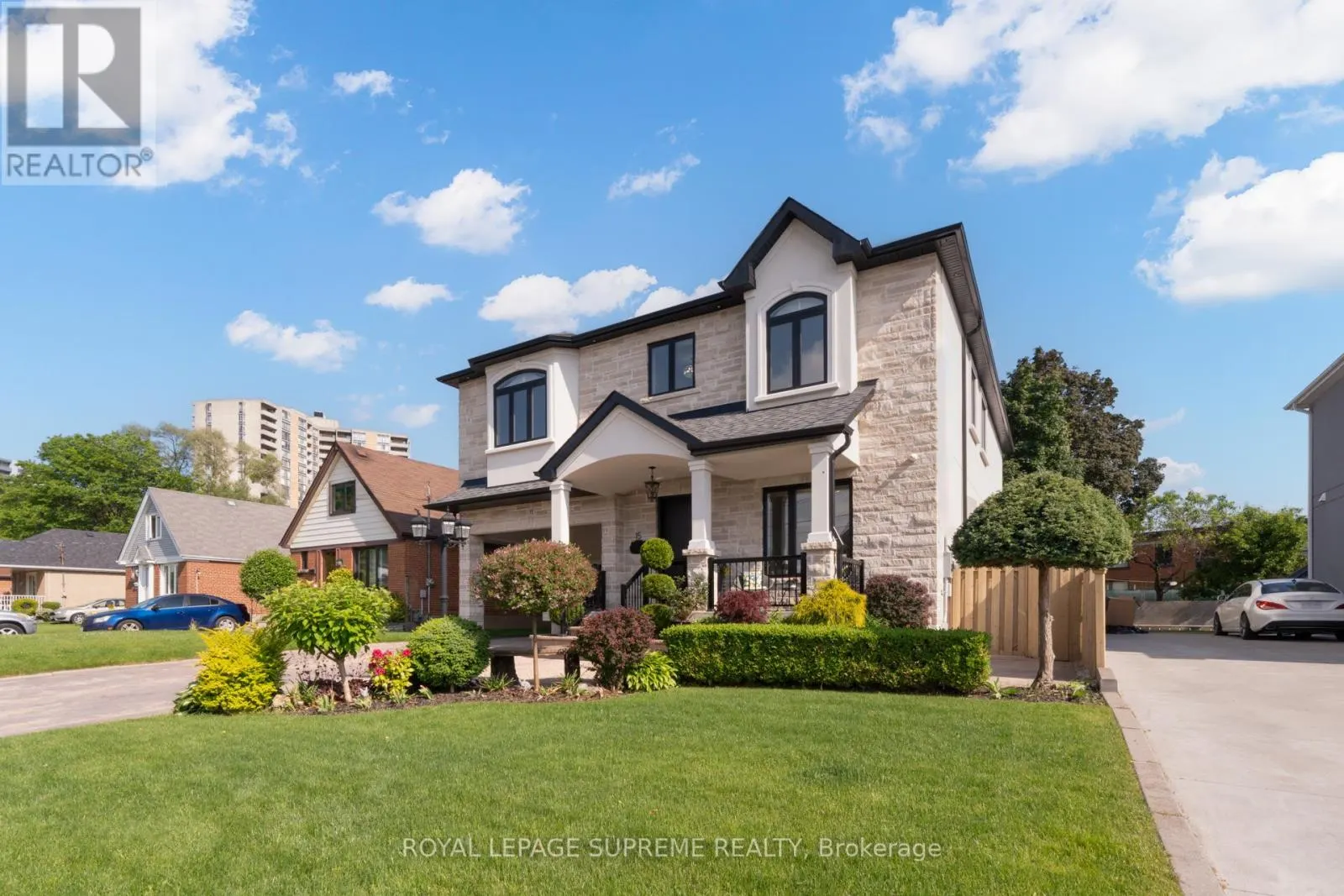 15 PARKCHESTER ROAD
