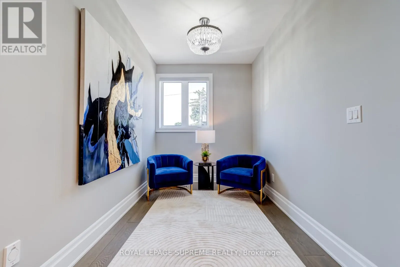15 PARKCHESTER ROAD
