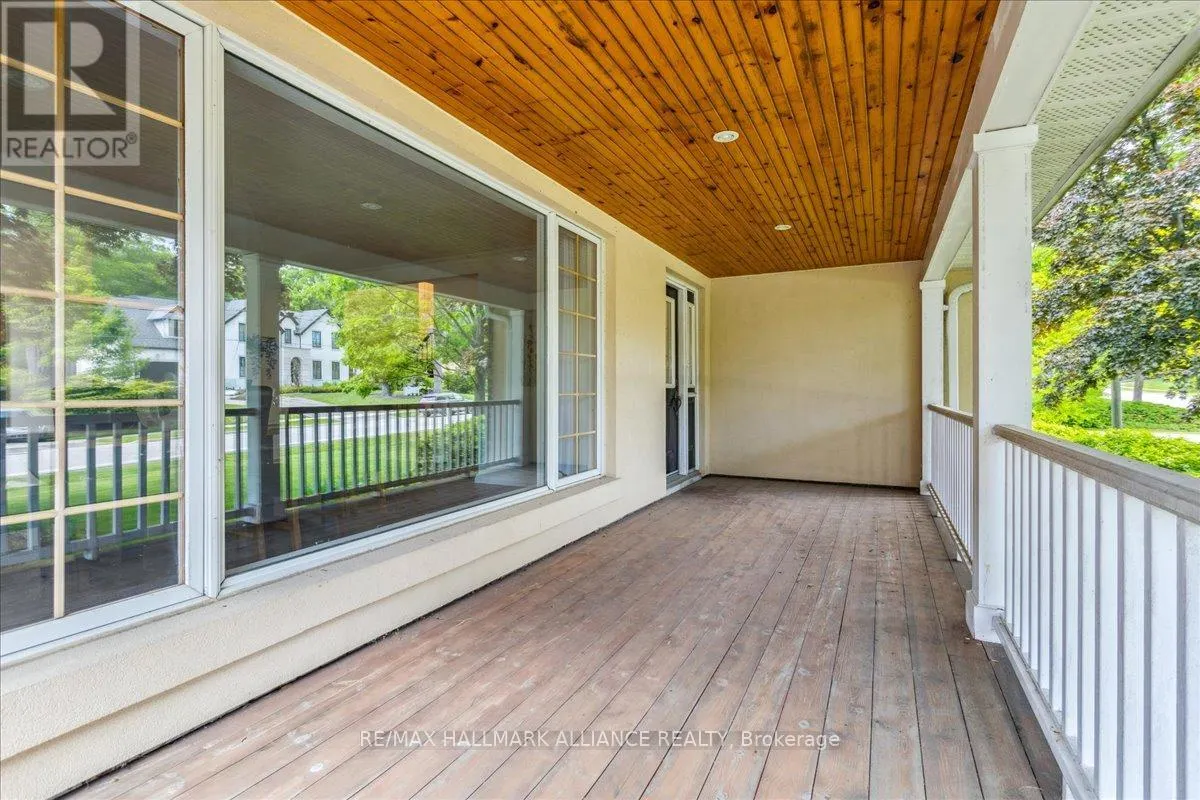 222 ALSCOT CRESCENT