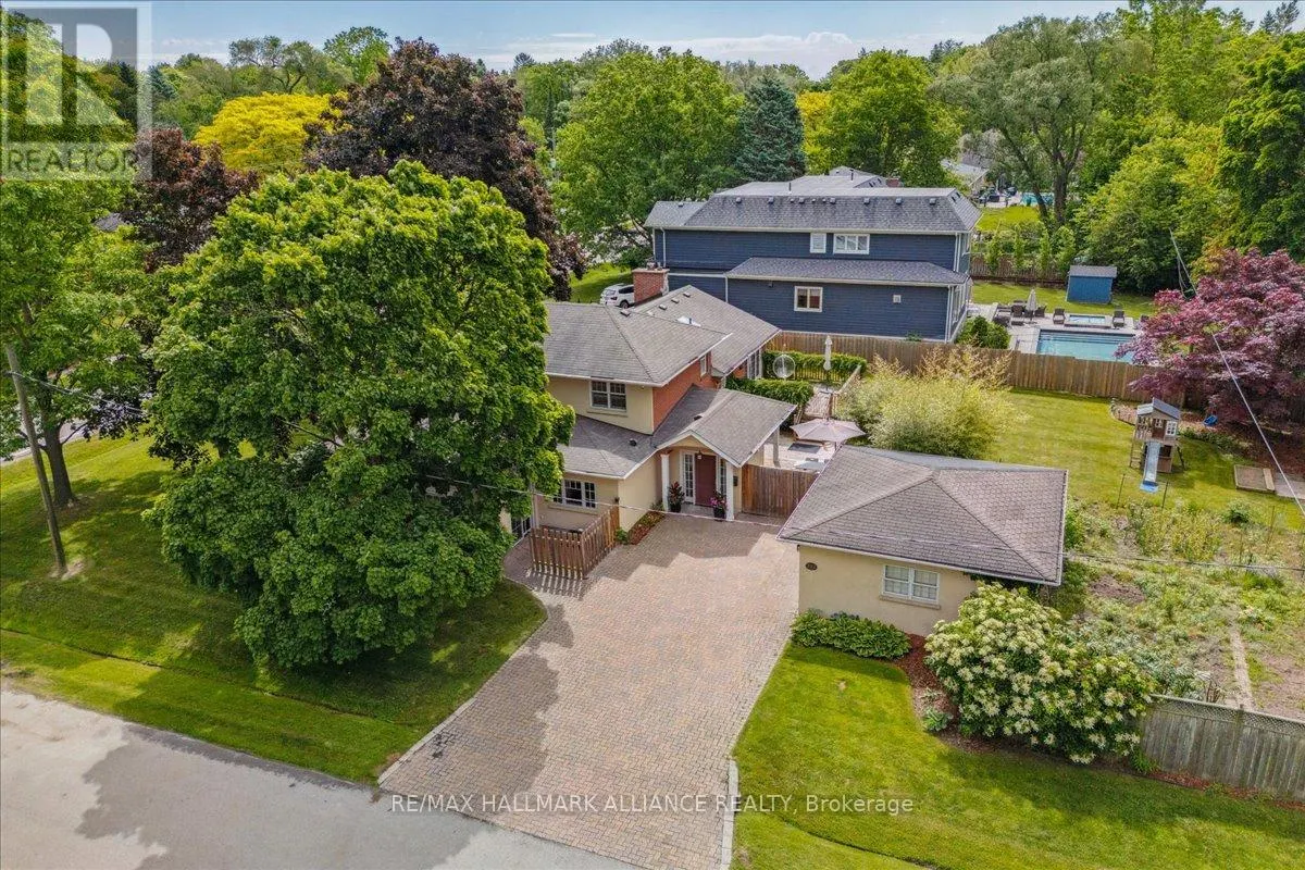 222 ALSCOT CRESCENT