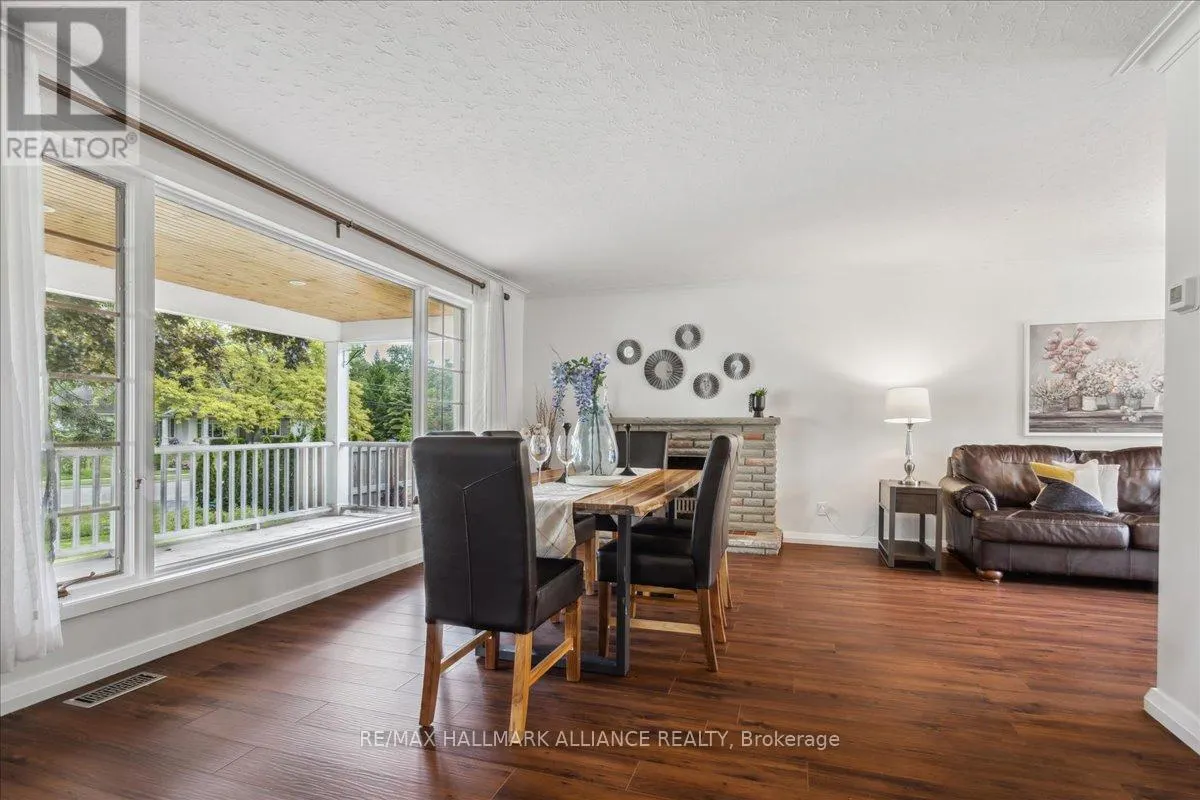 222 ALSCOT CRESCENT
