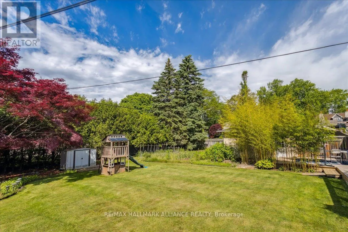 222 ALSCOT CRESCENT