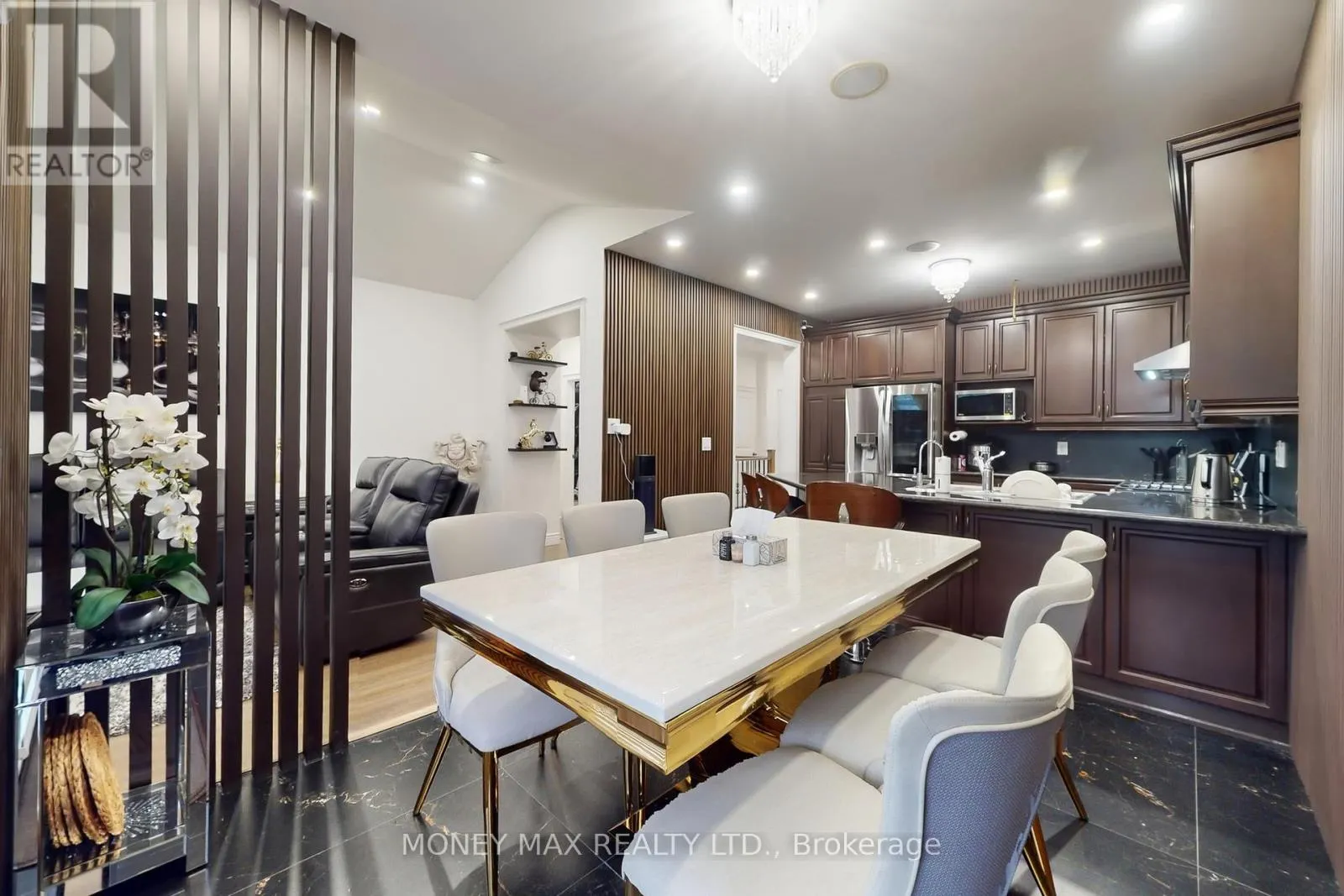 4 PASADENA AVENUE