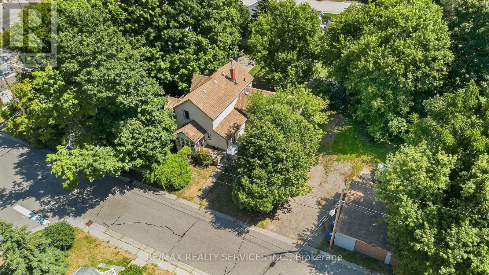 2 PARSONS AVENUE