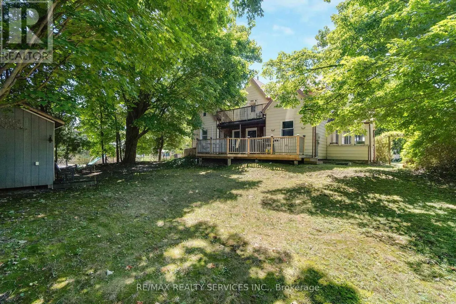 2 PARSONS AVENUE