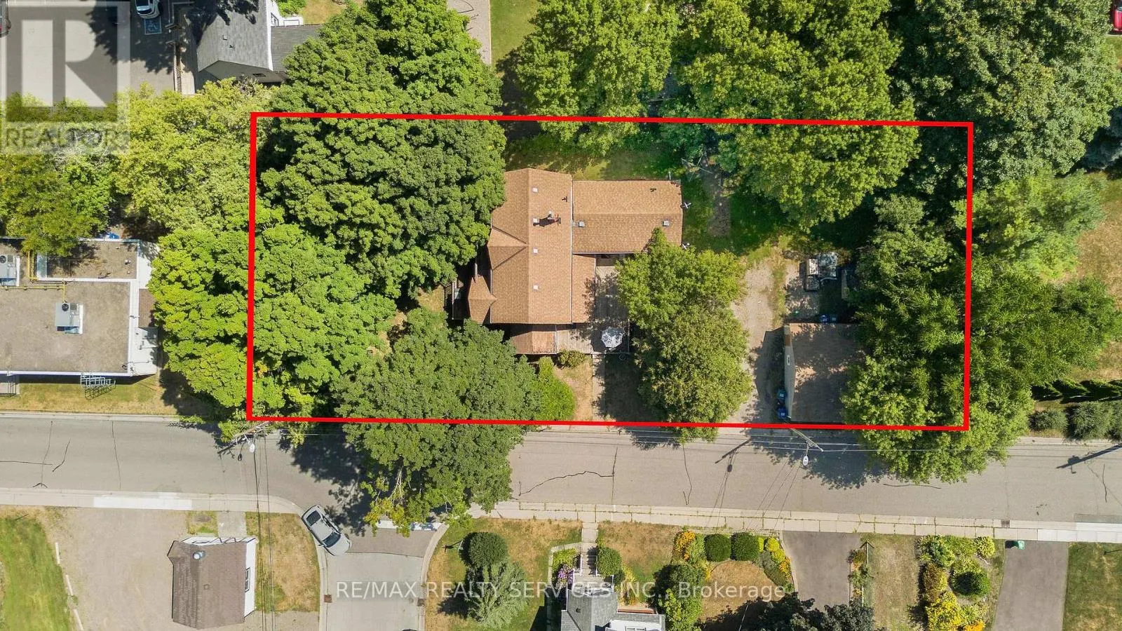 2 PARSONS AVENUE