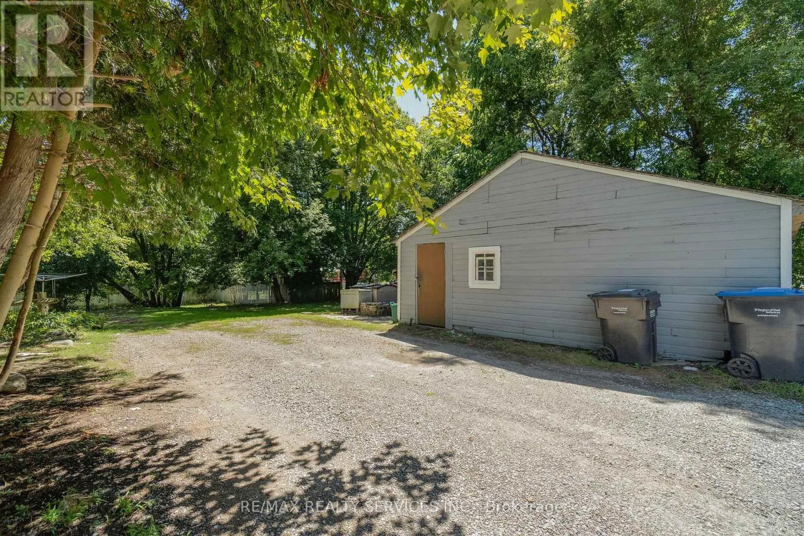 2 PARSONS AVENUE