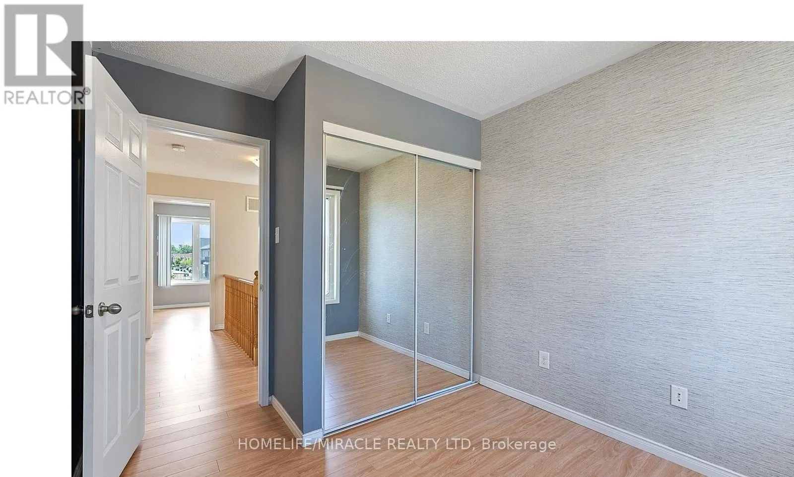 61 - 60 FAIRWOOD CIRCLE