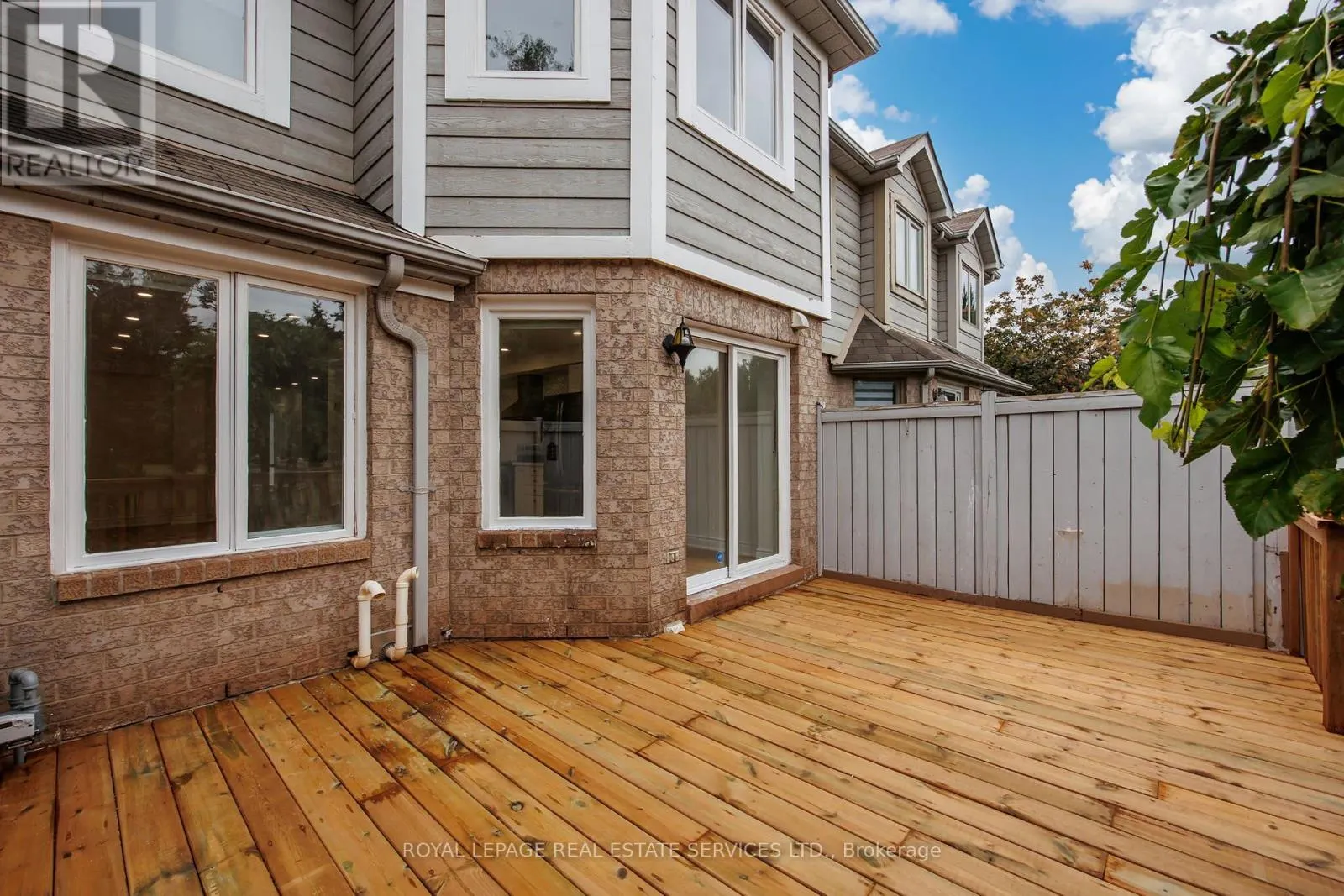 1130 WESTVIEW TERRACE