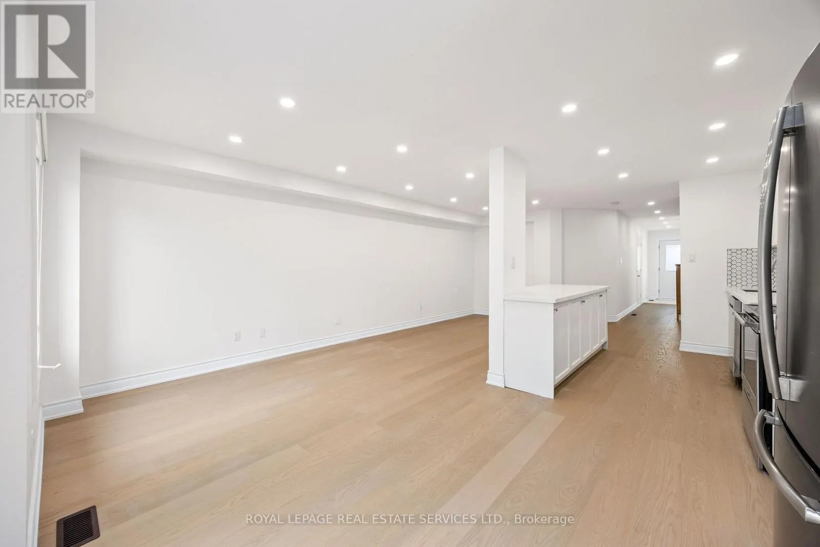 1130 WESTVIEW TERRACE
