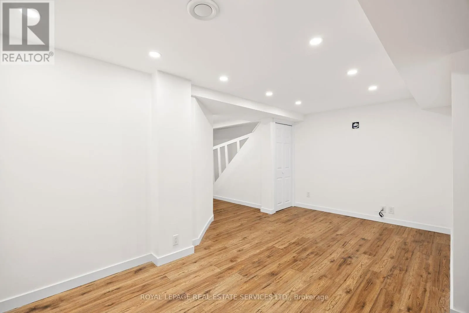 1130 WESTVIEW TERRACE