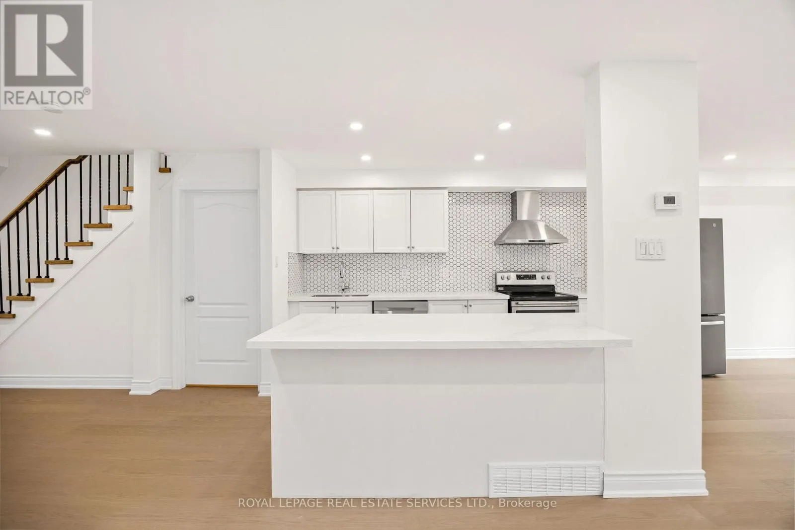 1130 WESTVIEW TERRACE