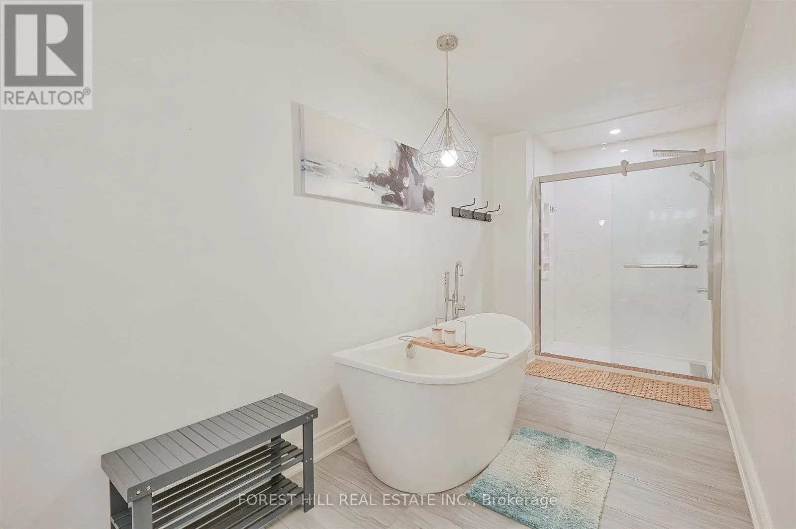 17 RUSHMORE CRESCENT