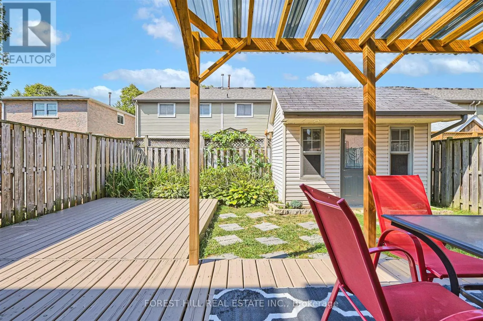 17 RUSHMORE CRESCENT