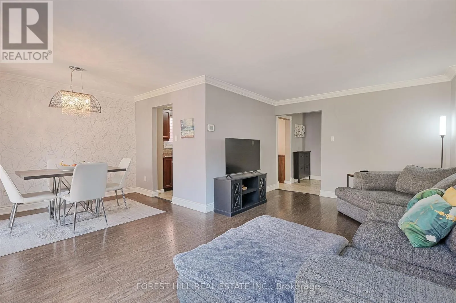 17 RUSHMORE CRESCENT
