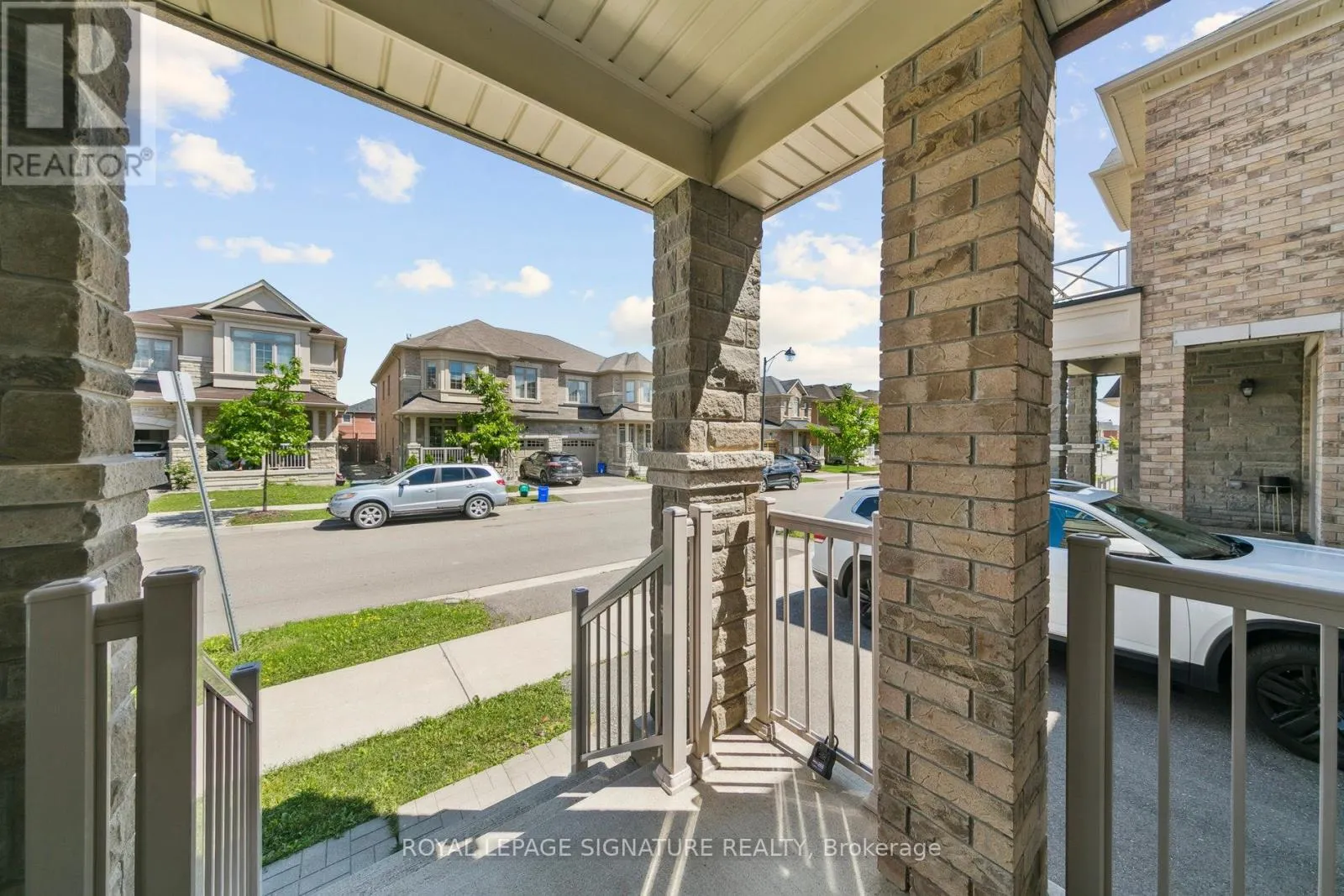 1466 CHRETIEN STREET