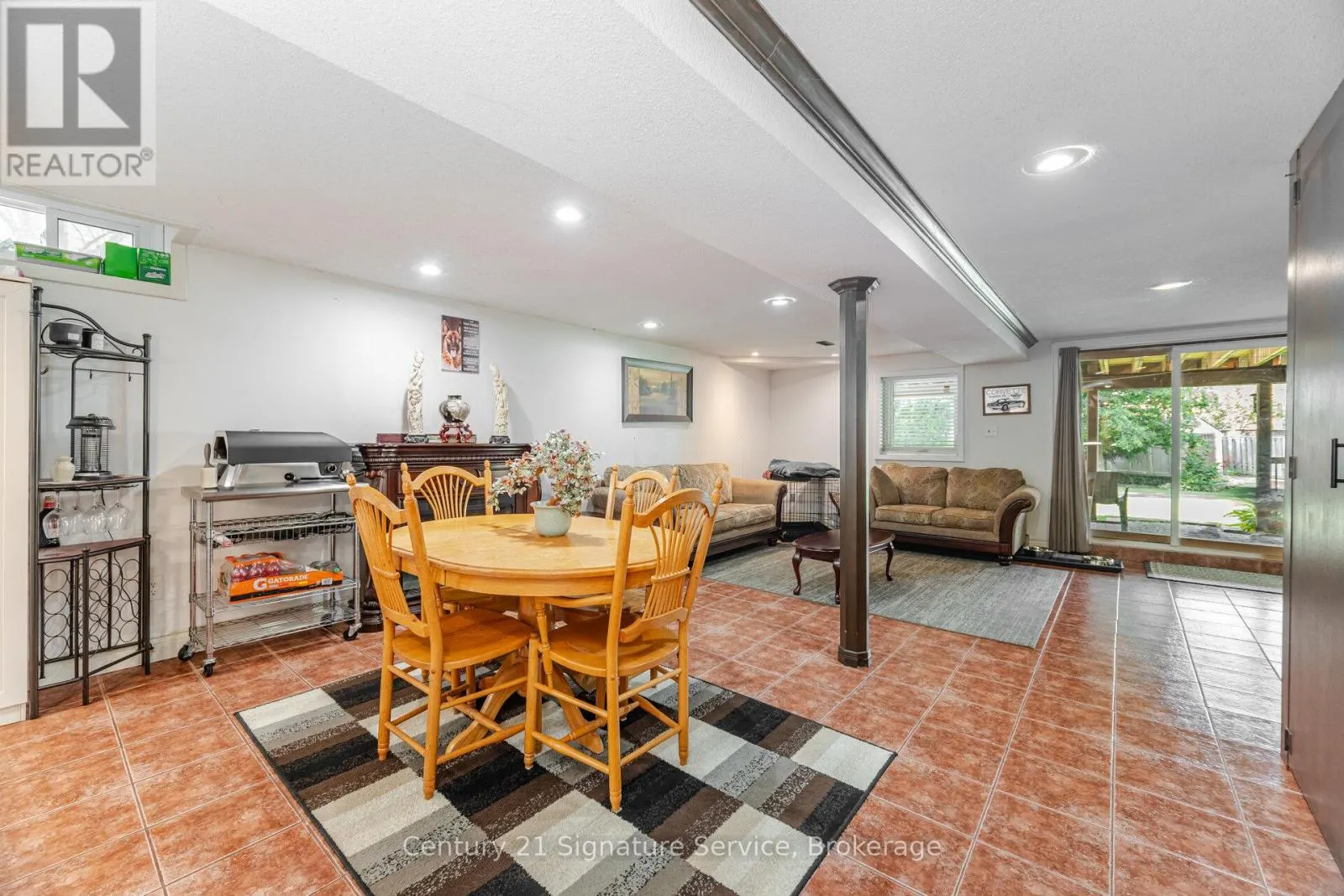 5955 LADYBURN CRESCENT