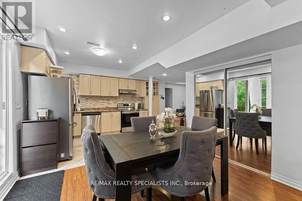104 TREELINE BOULEVARD