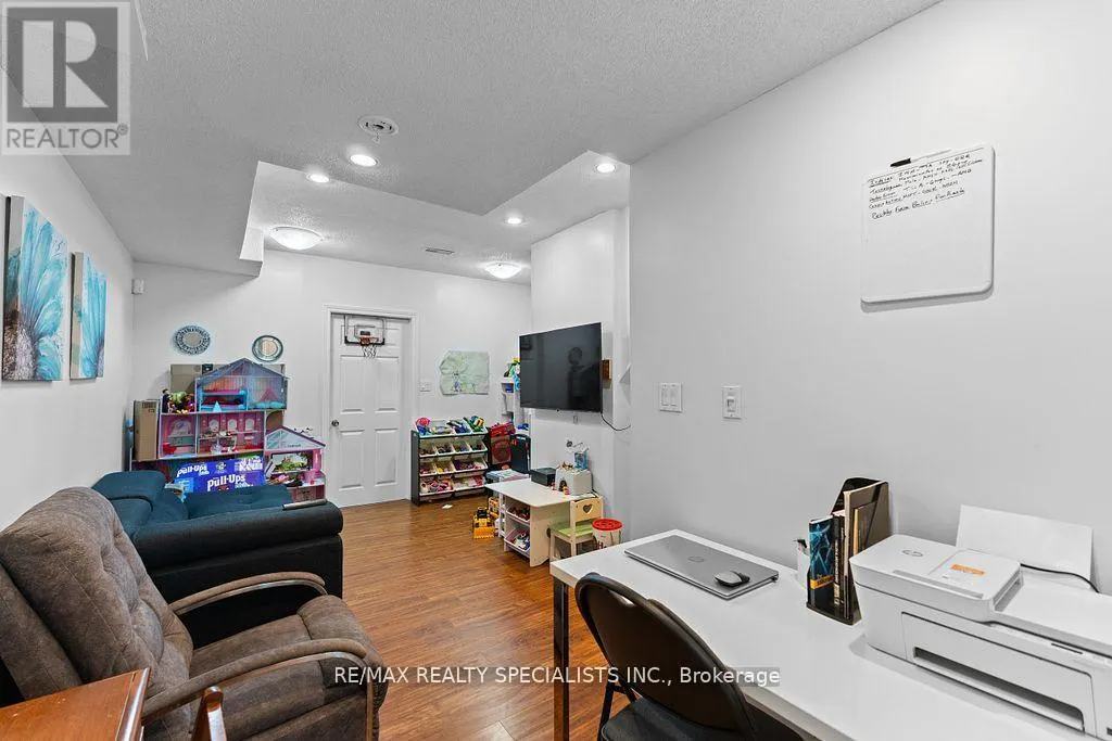 104 TREELINE BOULEVARD