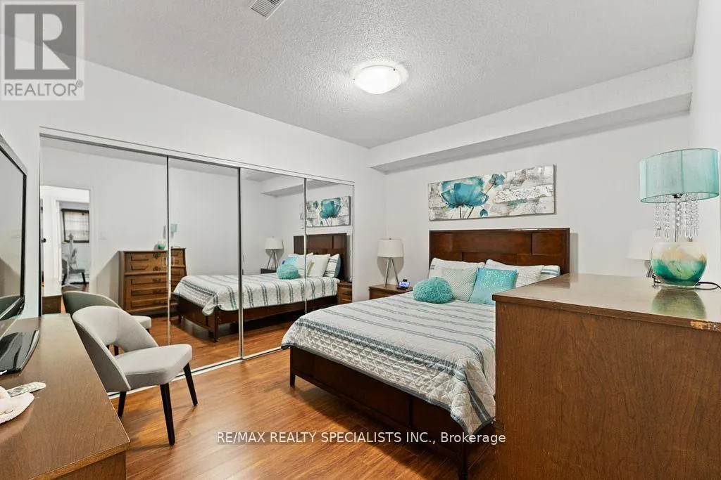 104 TREELINE BOULEVARD