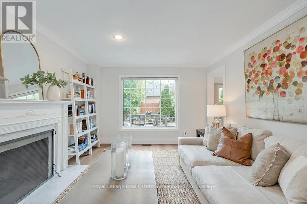 2101 GROSVENOR STREET