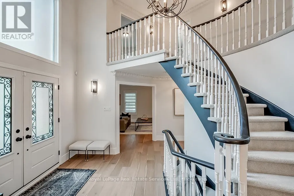 2101 GROSVENOR STREET