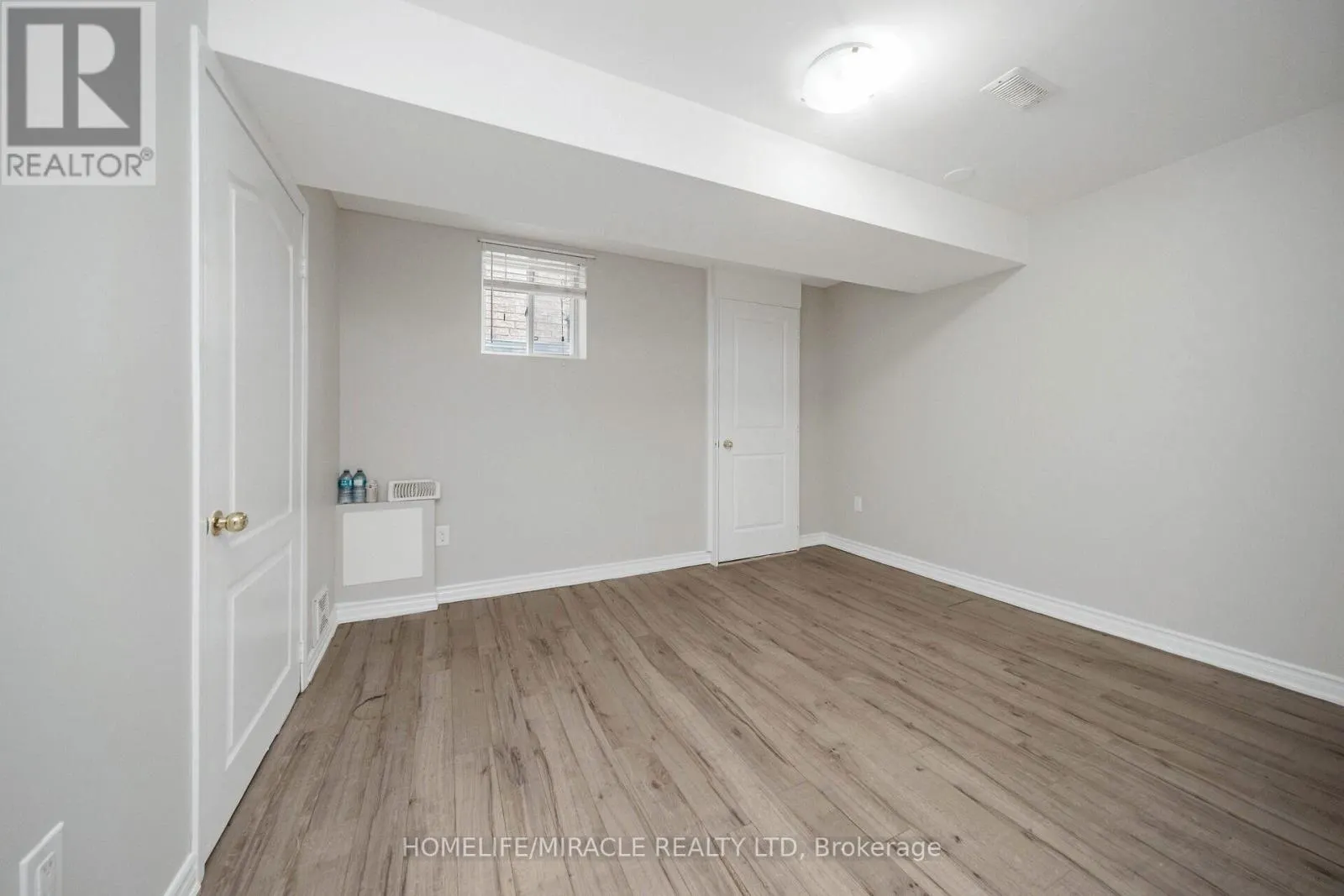 21 SANDWAY DRIVE