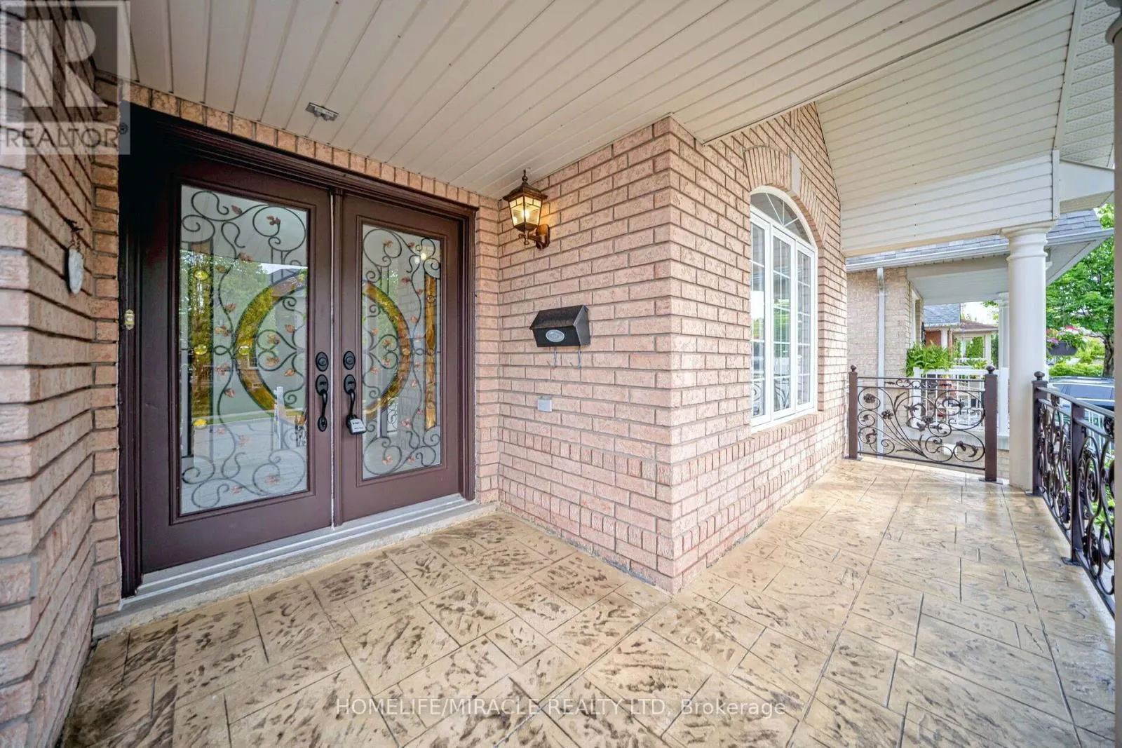 21 SANDWAY DRIVE