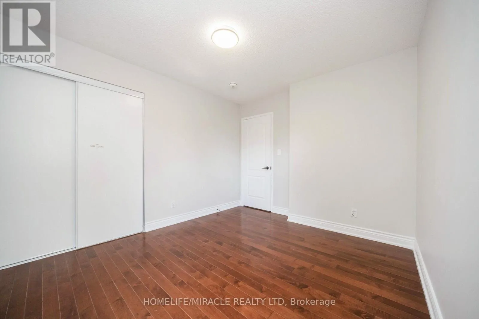 21 SANDWAY DRIVE