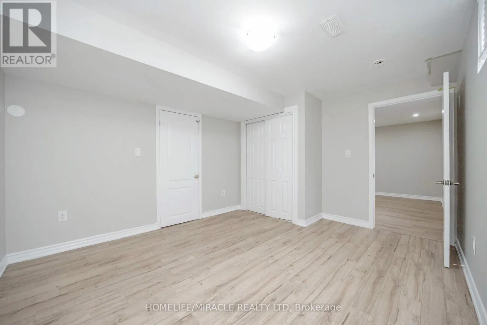 21 SANDWAY DRIVE