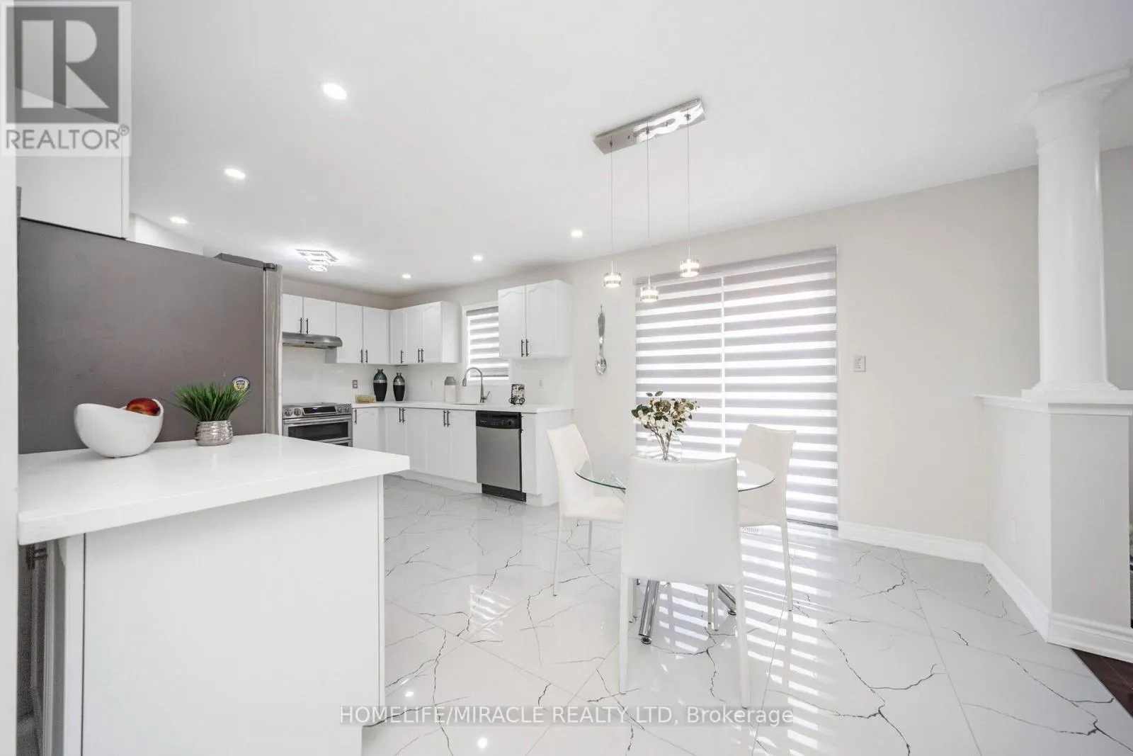 21 SANDWAY DRIVE