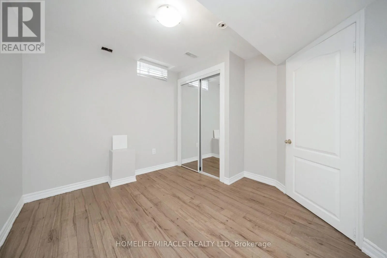 21 SANDWAY DRIVE