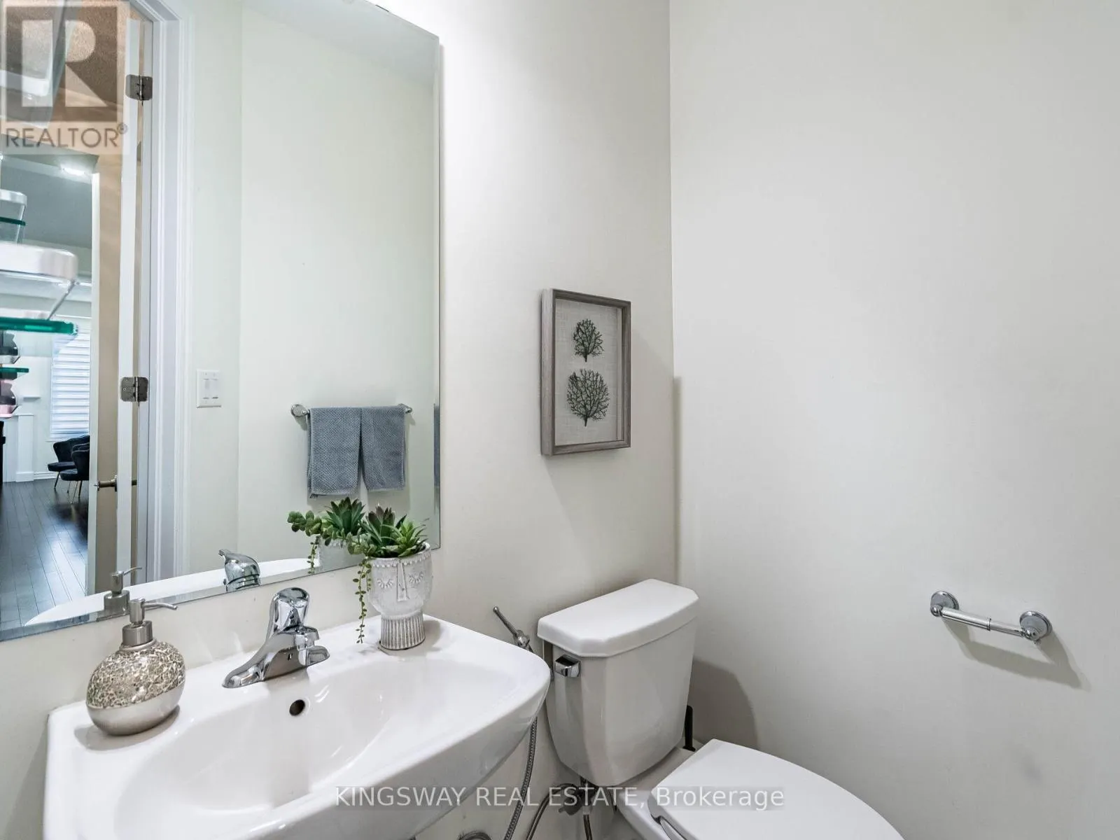 1448 SYCAMORE GARDEN