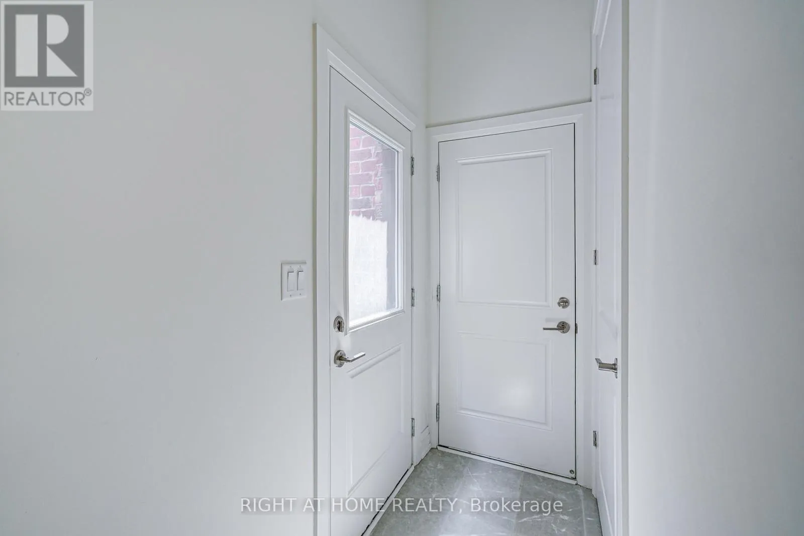 446 THORNBORROW COURT