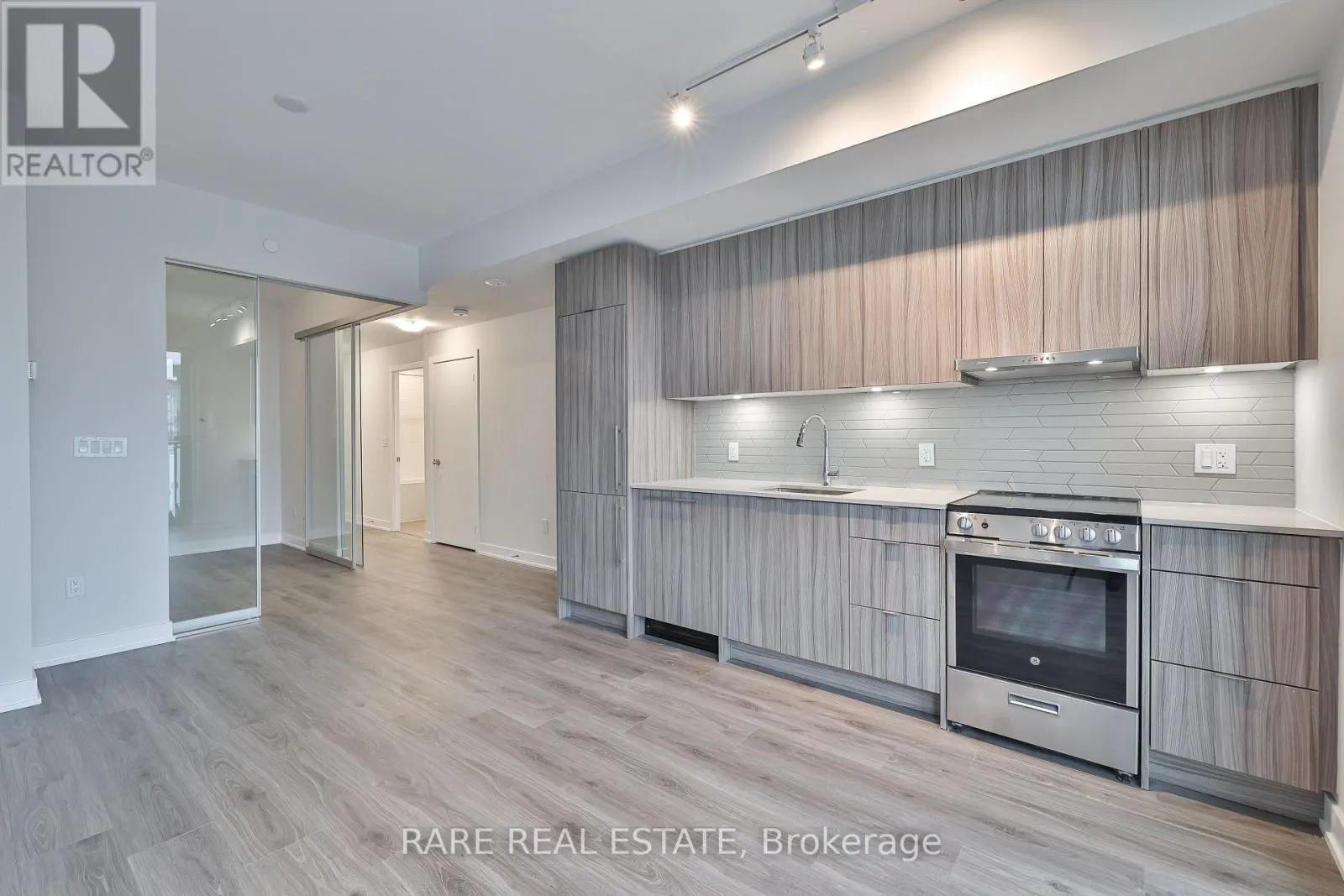 3409 - 4130 PARKSIDE VILLAGE DRIVE