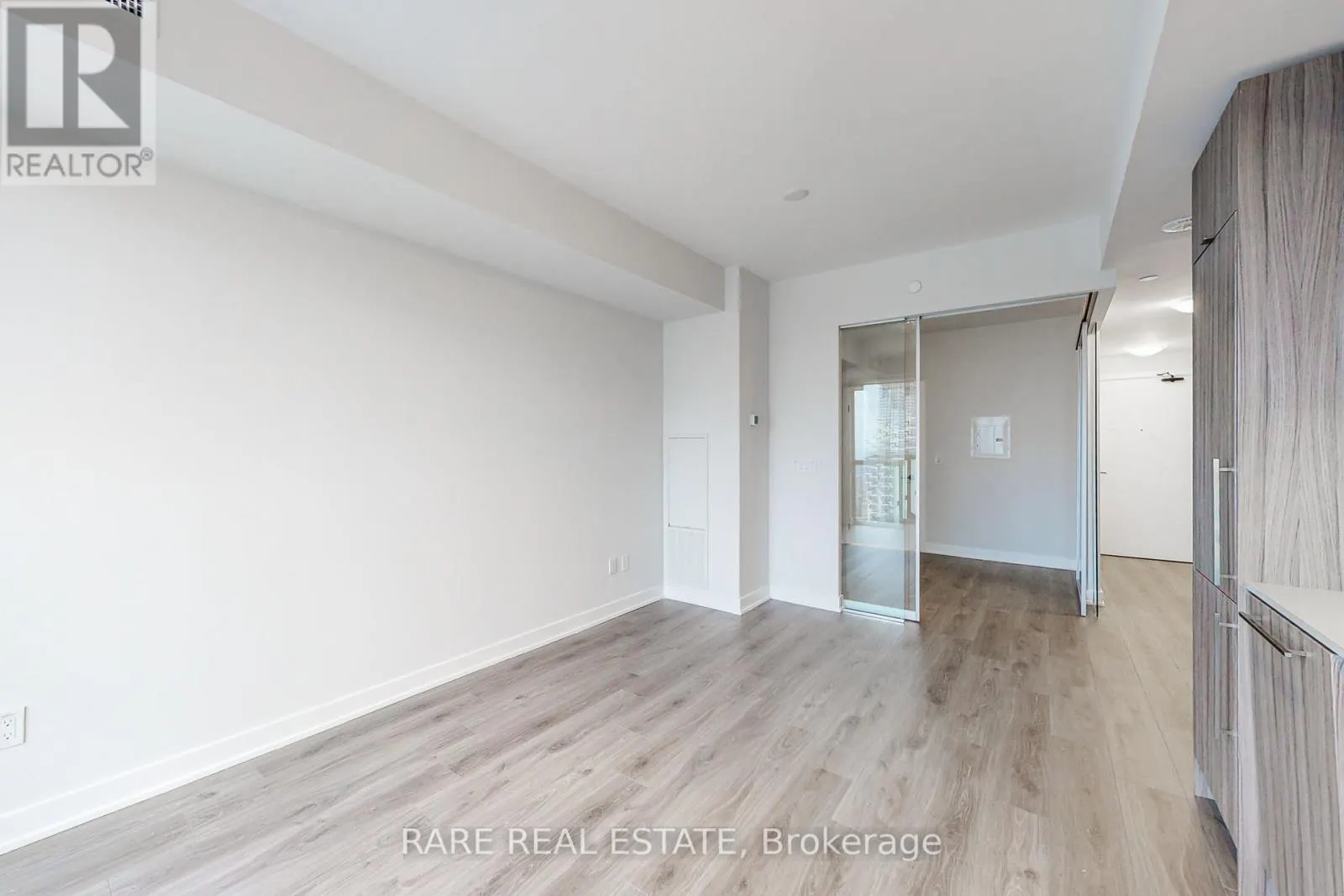 3409 - 4130 PARKSIDE VILLAGE DRIVE