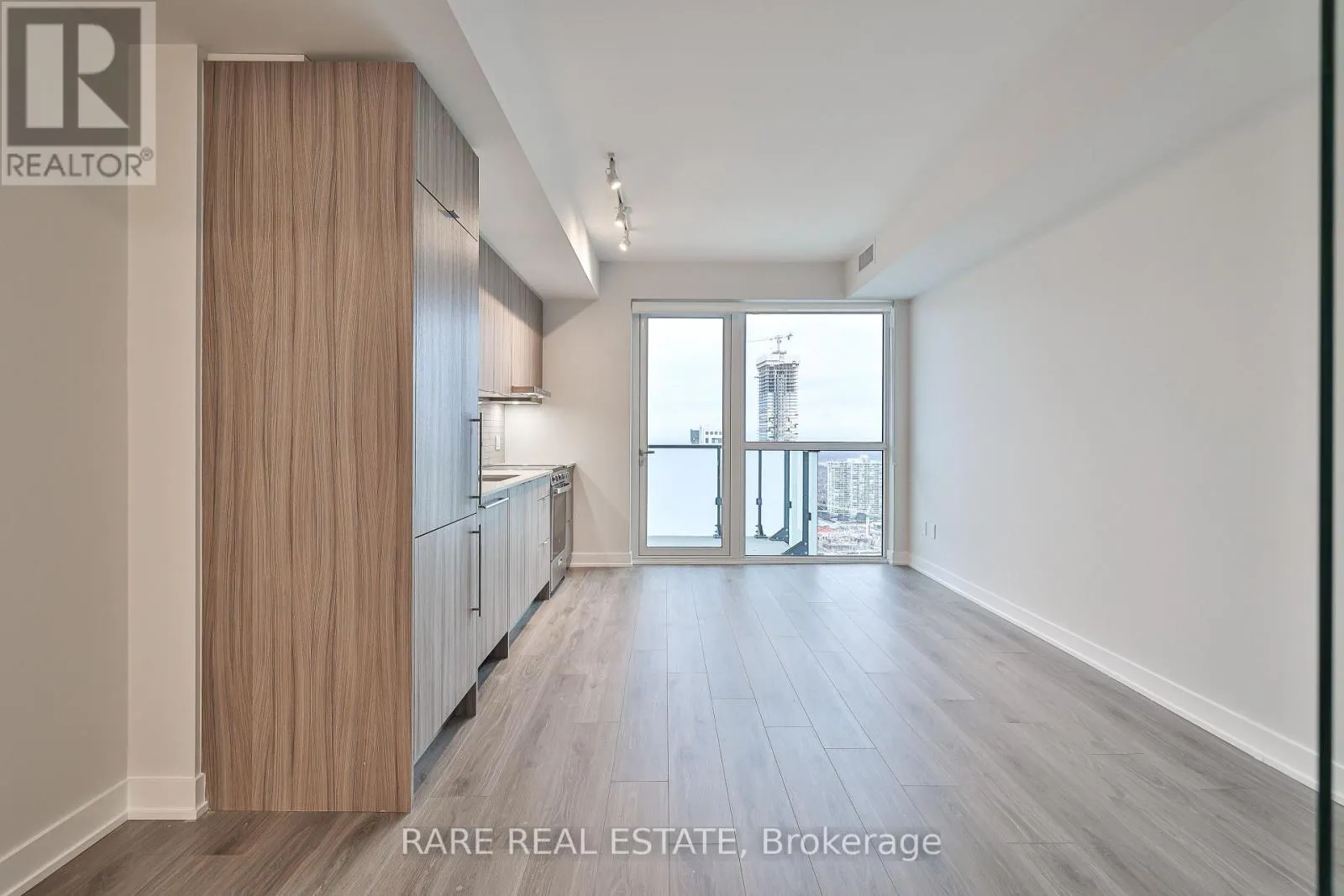 3409 - 4130 PARKSIDE VILLAGE DRIVE
