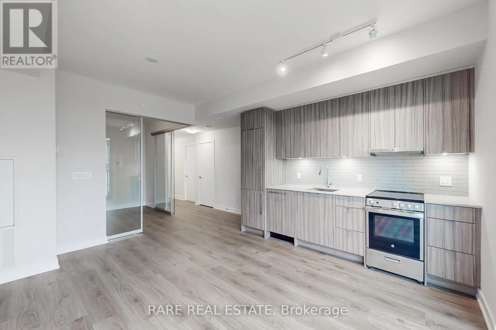 3409 - 4130 PARKSIDE VILLAGE DRIVE