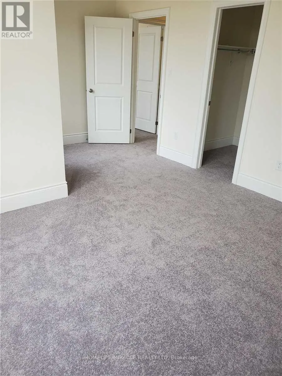 (UPPER) - 19 COBRIZA CRESCENT